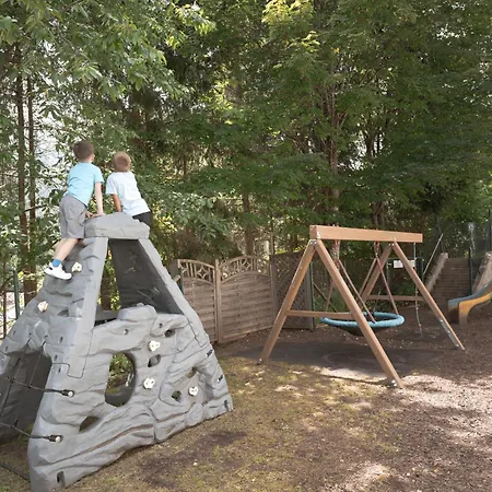 Alpenparks & Rehrenberg Фихофен