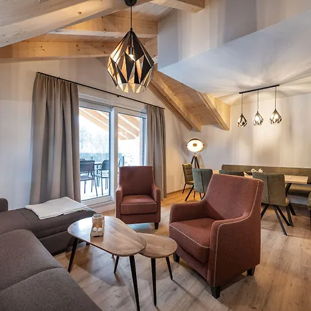 Alpenparks & Rehrenberg Aparthotel 4*