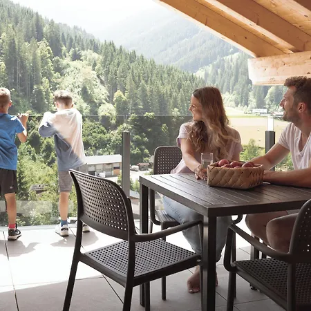 Alpenparks & Rehrenberg 4* Viehhofen