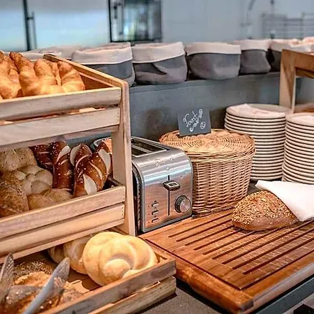 Alpenparks & Rehrenberg Aparthotel 4*