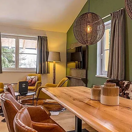 Aparthotel Alpenparks & Rehrenberg 4*