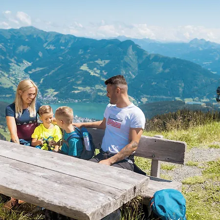 Alpenparks & Rehrenberg Apartahotel 4*