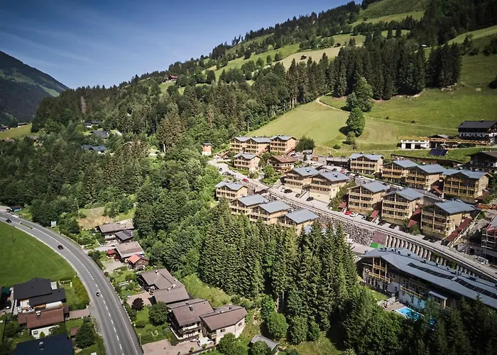 Ξενοδοχείο με διαμερίσματα Alpenparks & Rehrenberg